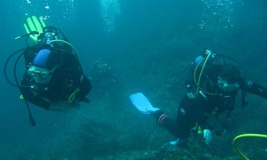 Mergulho em Korčula, Croácia