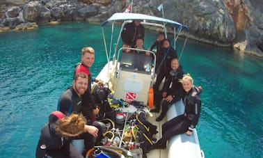 Paseos de buceo en barco en Vasilikis