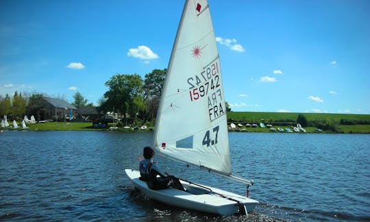 Solo Sailing Dinghy for  Hire in Carquefou, France
