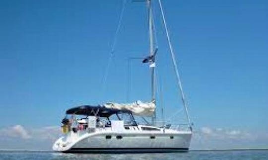 Charter Hunter 41 Cruising Monohull in Angra dos Reis