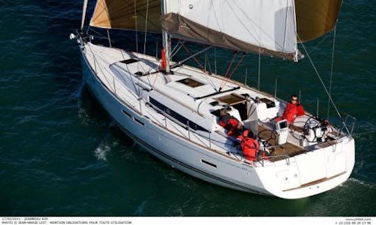 Location d'un monocoque de croisière Jeanneau 44 à Paraty