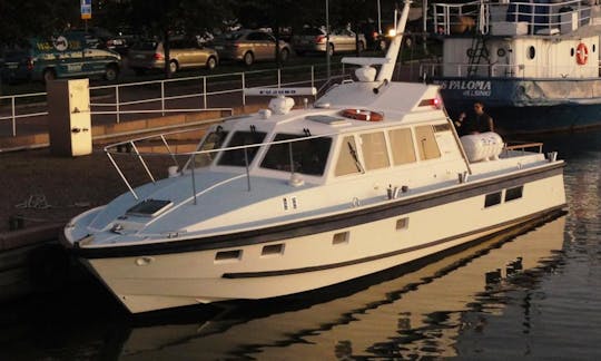 45' Motor Yacht Charter in Helsinki, Finland