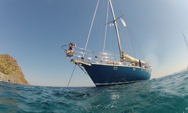 65' Cruising Monohull "IKARIAN STAR" Charter in Notios Tomeas Athinon, Greece