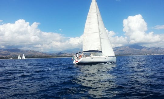 Férias nas Ilhas Eólias em um barco à vela