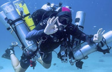 Diving Trips and Courses in San Juan