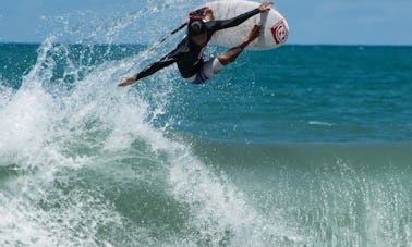 Surf Lessons in Pipa Beach, Rio Grande do Norte