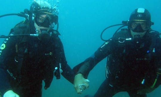 Learn Scuba Diving In Balaruc-les-Bains