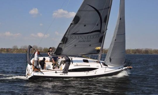 'Windmaker' Maxus 33.1 Monohull Charter in Giżycko