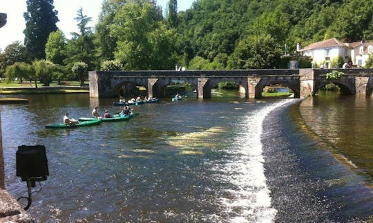 Fun Kayak Experience on La Dronne River in Brantôme, France