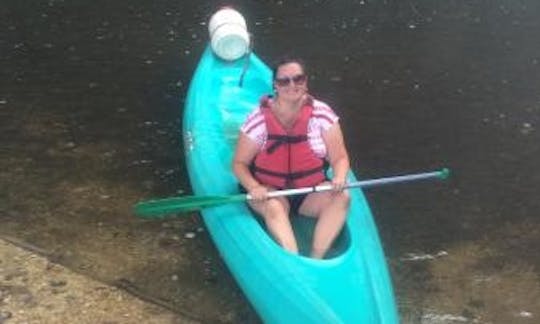 Fun Kayak Experience on La Dronne River in Brantôme, France