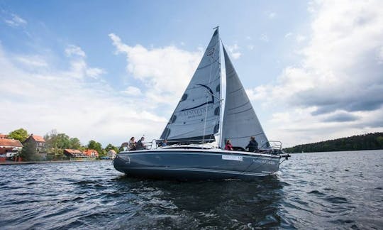 'Windmaker' Maxus 33.1 Monohull Charter in Giżycko