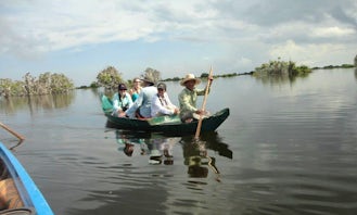 Rowing Boat Sightseeing Tour in Krong Siem Reap