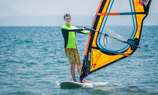 Alquiler de tablas de windsurf y clases en el sitio. Phan Thiøt