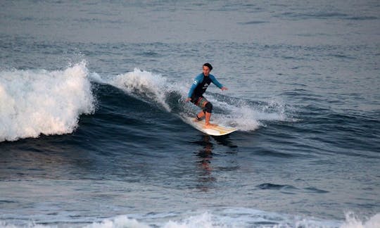 Cours de surf pour débutants et avancés à Kuta