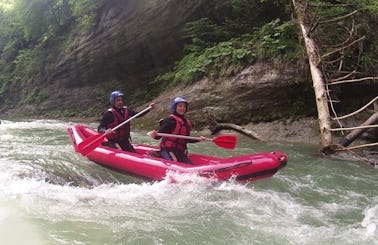 Canorafting Tour in Annecy