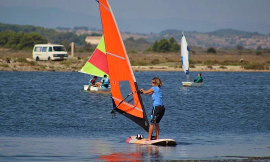 Windsurfing Lesson from April to October in Fleury, France