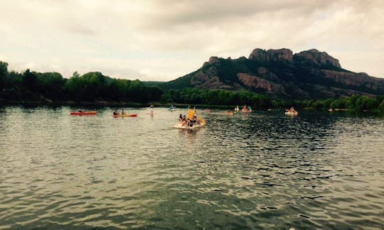 5 seater Paddle Boat Hire in Roquebrune-sur-Argens