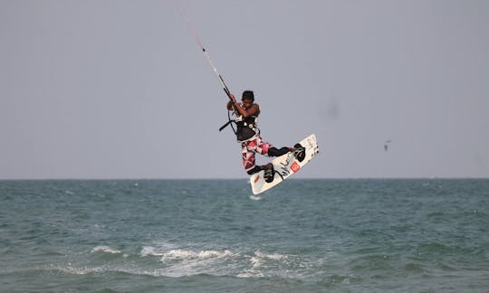 Kitesurfing Lessons in Tambon Hua Hin