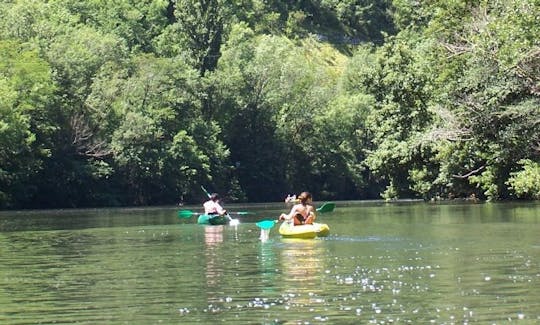 Excursion individuelle en kayak sur les rivières L'Averon à Saint-Antonin-Noble-Val