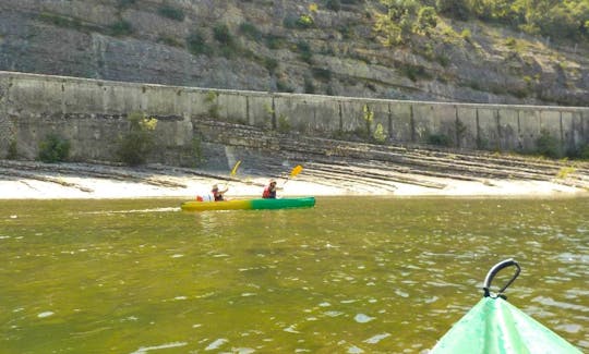 Double Kayak Hire & Trips in Vallon-Pont-d'Arc, France