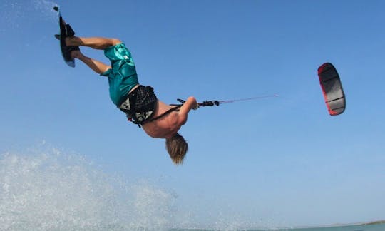 Kitesurfing Lessons in Muscat
