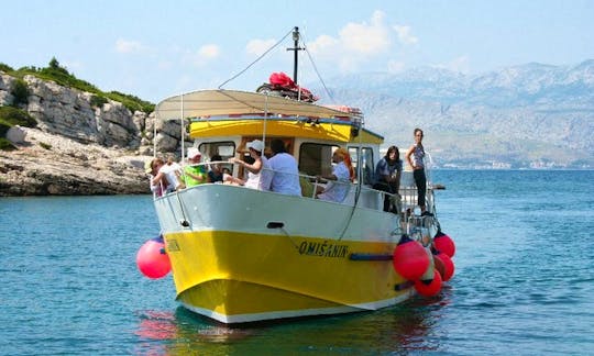'Omisanin' Boat Fishing Trips in Omiš, Croatia