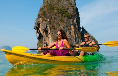 Kayak in Tambon Ko Lanta Noi