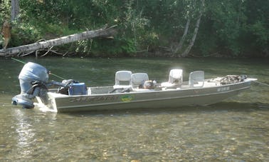 Aproveite a pesca em um barco de robalo em Anchorage, Alasca