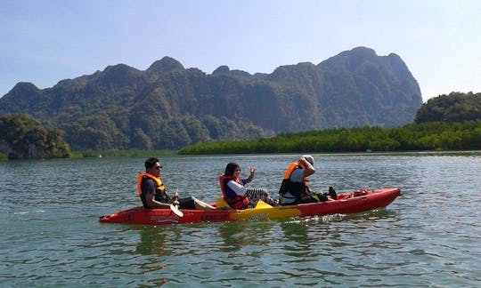 Amazing Kayak Adventure in Tambon Nong Thale