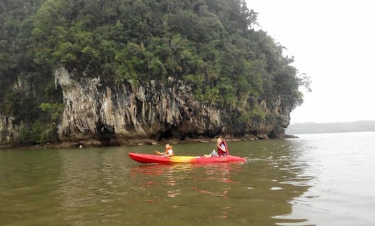 Amazing Double Kayak Tours in Tambon Pak Nam, Thailand