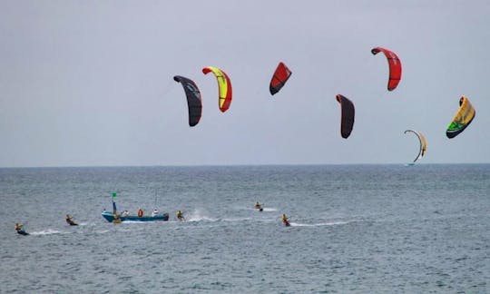 Kiteboarding Lesson in Manabí