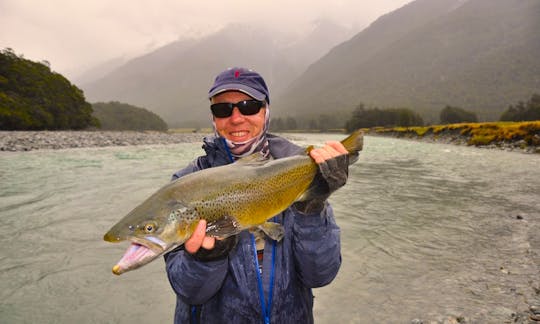 Guided Fly Fishing Trips In Queenstown