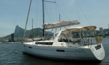 Charter Beneateua Oceanis 41 in Rio de Janeiro