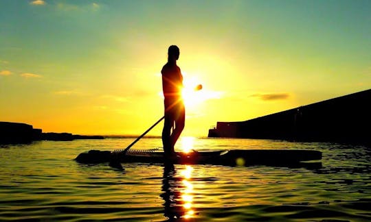 Alquiler de tablas de remo y surf en Clare, Irlanda