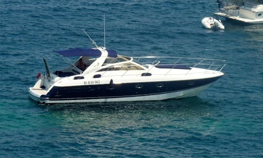 Charter 40' Princess V40 Motor Yacht In Beaulieu-sur-Mer, France