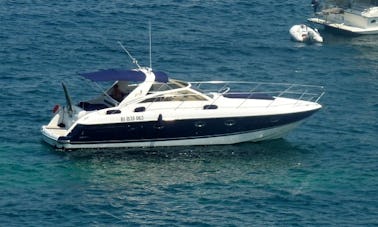 Iate a motor Charter 40' Princess V40 em Beaulieu-sur-Mer, França