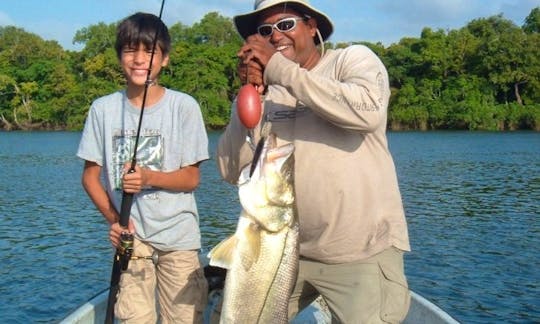 Catch Numerous Fish with the 24' Center Console Charter in Panama, Panama for up to 2 Persons