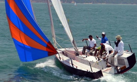 'Mini Bee 6.5' rental in Colombo, Sri Lanka (No bareboat charter)