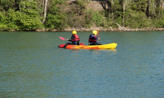 Kayak Lesson for Beginners in Murillo de Gállego, Spain