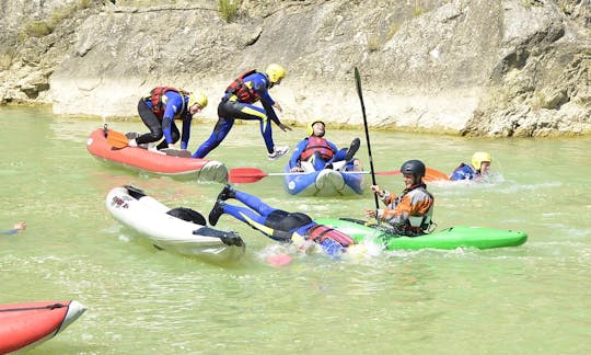 Canoe Rafting Tour in Murillo de Gállego