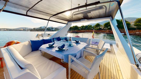 Yacht for up to 20 guests