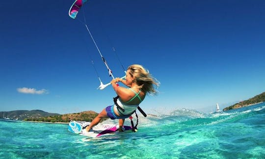 Clases de kitesurf y alquiler en Top. Phan Thiet