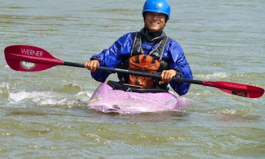 Book a single kayak in Punakha, Bhutan