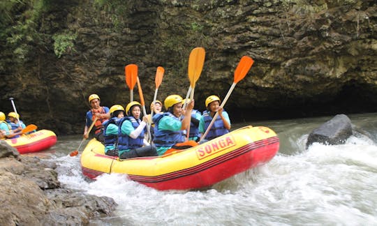 White Water Rafting Trips in Gending