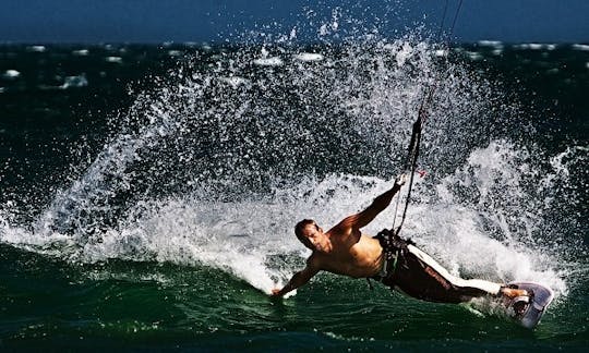 Clase de kitesurf en la cima. Phan Thiet