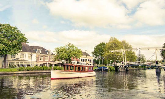 ''Uw Salonboot'' Trips in Loosdrecht