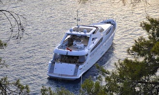 36 Meter Lux Yacht for 12 People in Bodrum / Turkey
