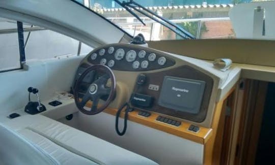 Charter Azimut 40 in Angra dos Reis