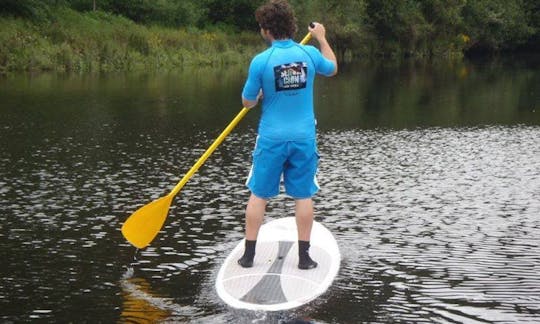 Location et cours de planche à pagaie à la plage de Foz en Galice