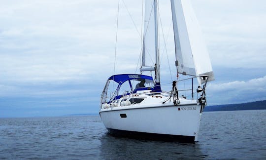 Puget Sound Sailing Adventure on 32' Hunter Sailboat